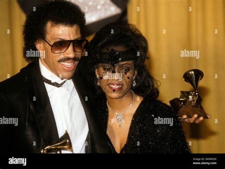 Brenda Harvey-Richie- Meet Ex-Wife Of American Singer-Songwriter, Lionel Richie ·
