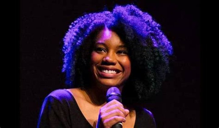 Comedian Kemah Bob Disability Is She Deaf? Age Wikipedia Who Is She? ·