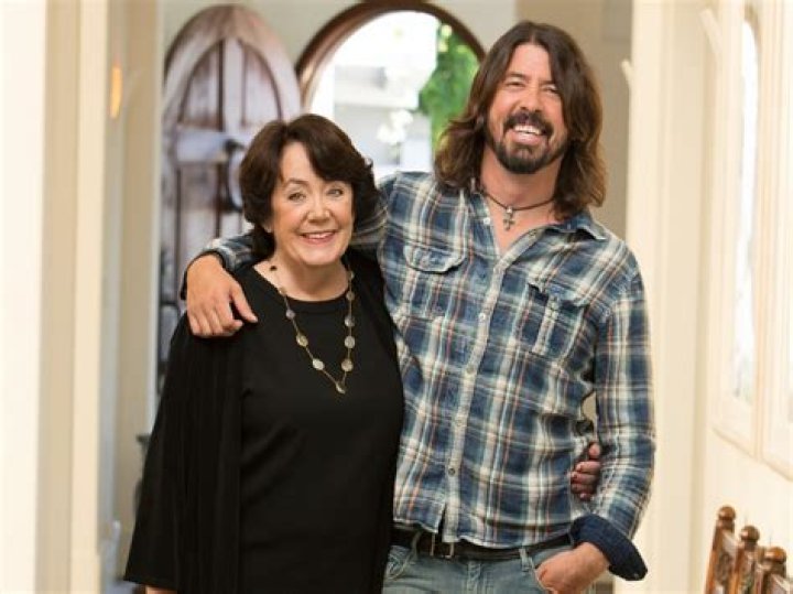 Dave Grohl’s Mom Virginia Grohl Dies At The Age Of 73 ·