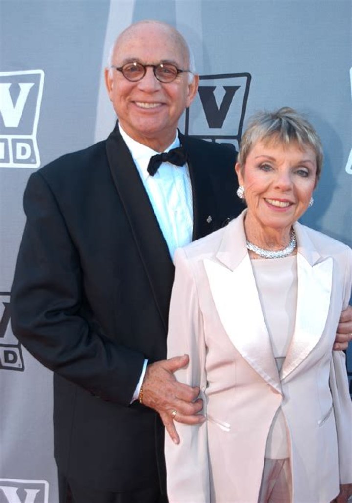 Gavin Macleod Wife