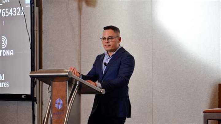 How tall is CNN reporter Shimon Prokupecz: Biography,Net ... ·