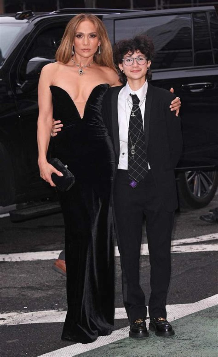 Is Ali C Lopez Transgender? Age Height And Wikipedia Bio