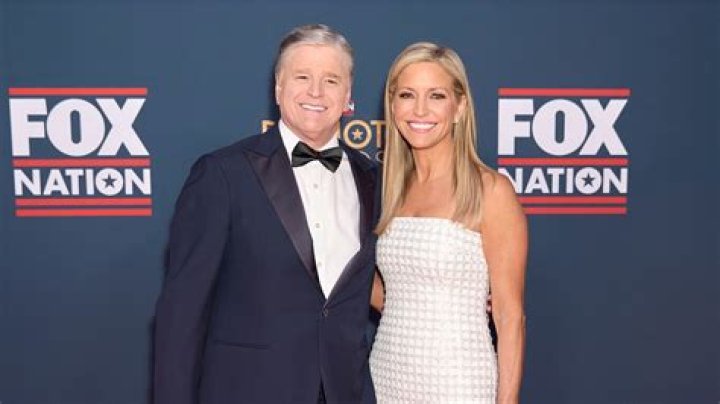 Is FOX 13 News Anchor Married? Family ·