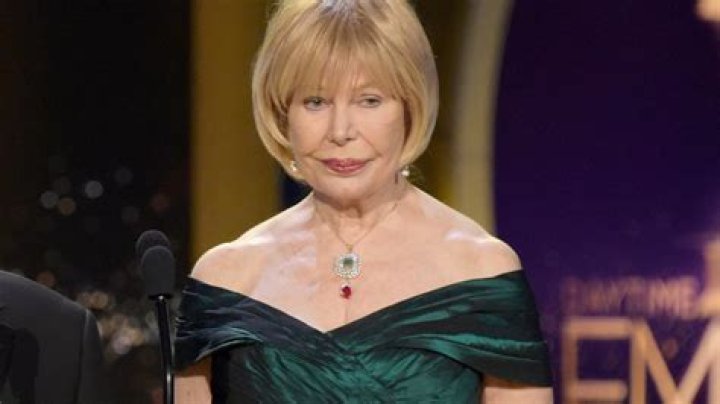Is Loretta Lynn still alive today?