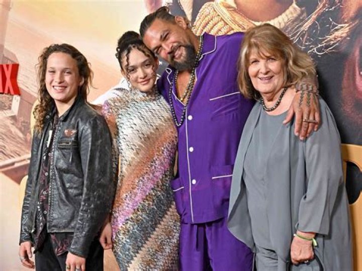 Joseph Momoa Wiki, age, height, painter, Jason Momoa father, family, net worth