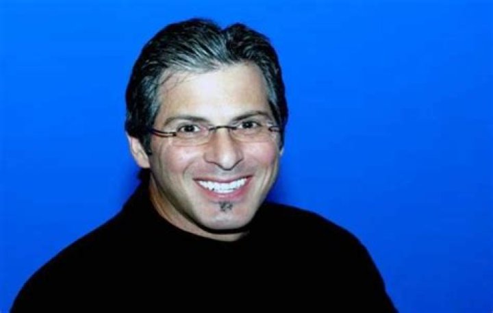 Kennedy Holmes Height, Weight, Net Worth, Age, Birthday, Wikipedia, Who, Nationality, Biography ·