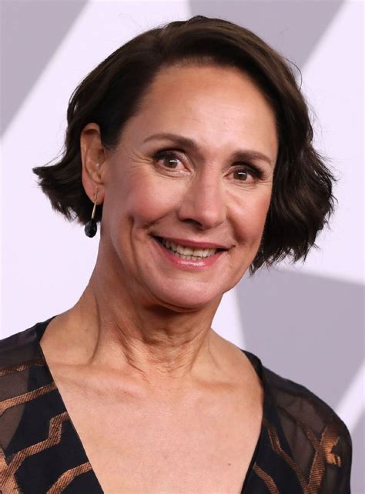Laurie Metcalf Bio (Wiki) ·