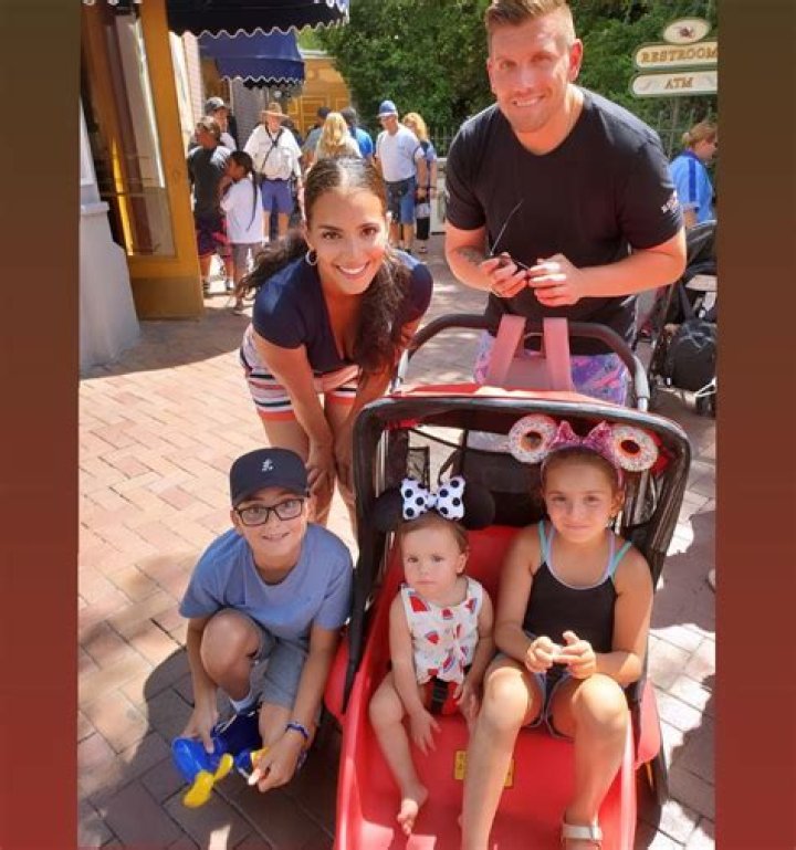 Meet Chris Distefano Family With Wife Jazzy Distefano and Daughter Delilah Distefano ·