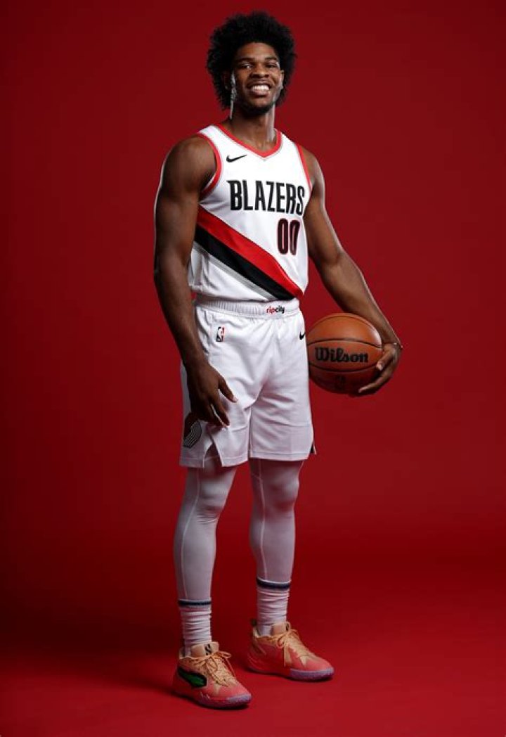 Scoot Henderson (Basketball Player) Wiki, Bio, Age, Height, Weight, Net Worth, Dating, Career, Facts ·