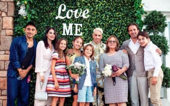 TikTok star, Baby J married Candy Ken. Know the husband-wife couple! ·