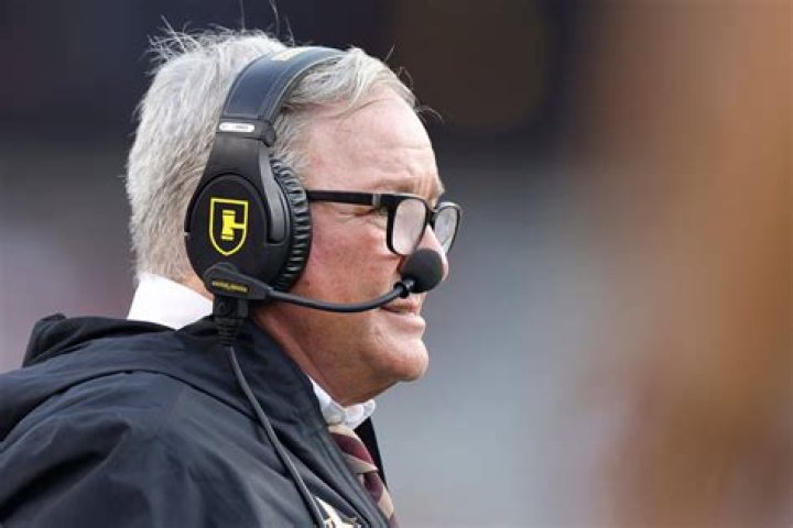 ULM fires football coach Terry Bowden after 2-10 season: How good is the role?