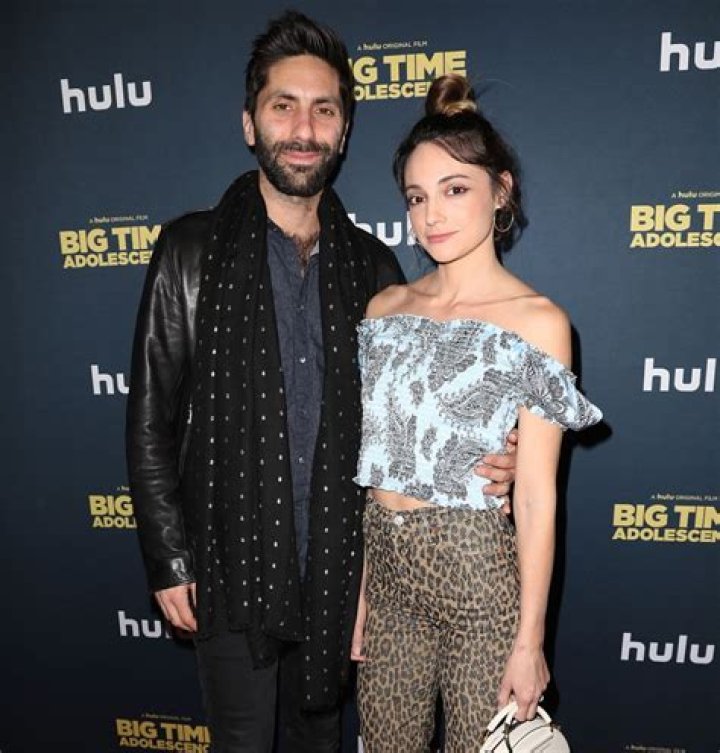 Who is Cat Fish Host Nev Schulman's Wife? Know His Laura Perlongo, Kids, Catfish Story, Dancing With ·